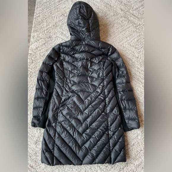BCBGeneration Ultra Light Weight Packable Down Coat, Black, Small - Picture 3 of 12